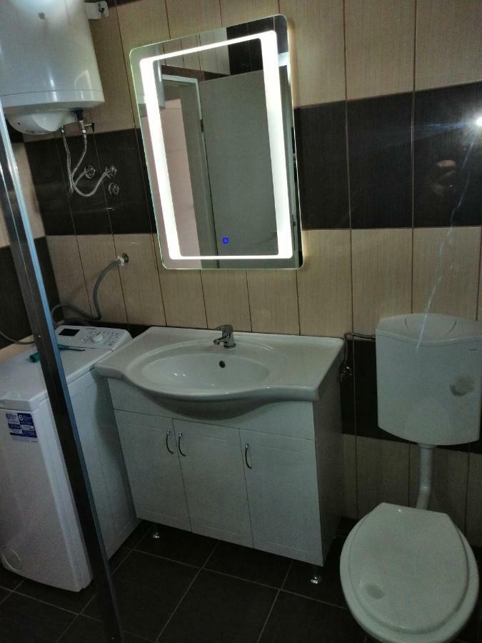 Appartement Peroj 100 C Extérieur photo